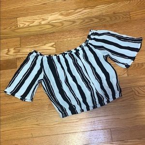 Black and White crop top